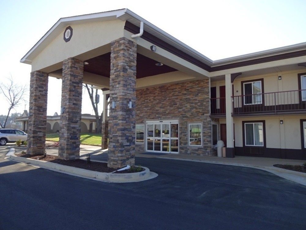 Red Roof Inn & Suites Greenwood, Sc Exterior photo
